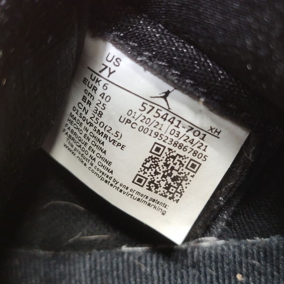 Nike Air Jordan 1 High OG 'Pollen' Wmns 8.5 Great Condition. Same day shipping - Picture 11 of 16